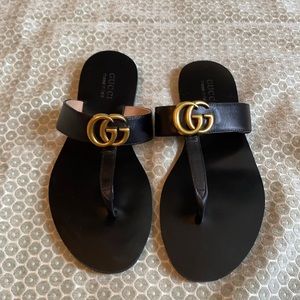 Gucci black flip flops